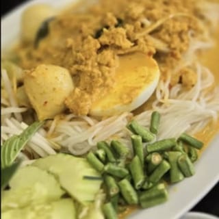 Kha Nom Jeen Namya