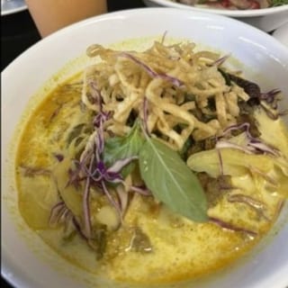 Golden Triangle Curry Beef Noodles