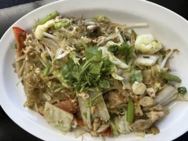 Pad Woon Sen.